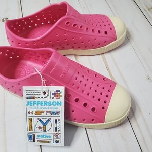 Children's size 13c Jefferson Natives